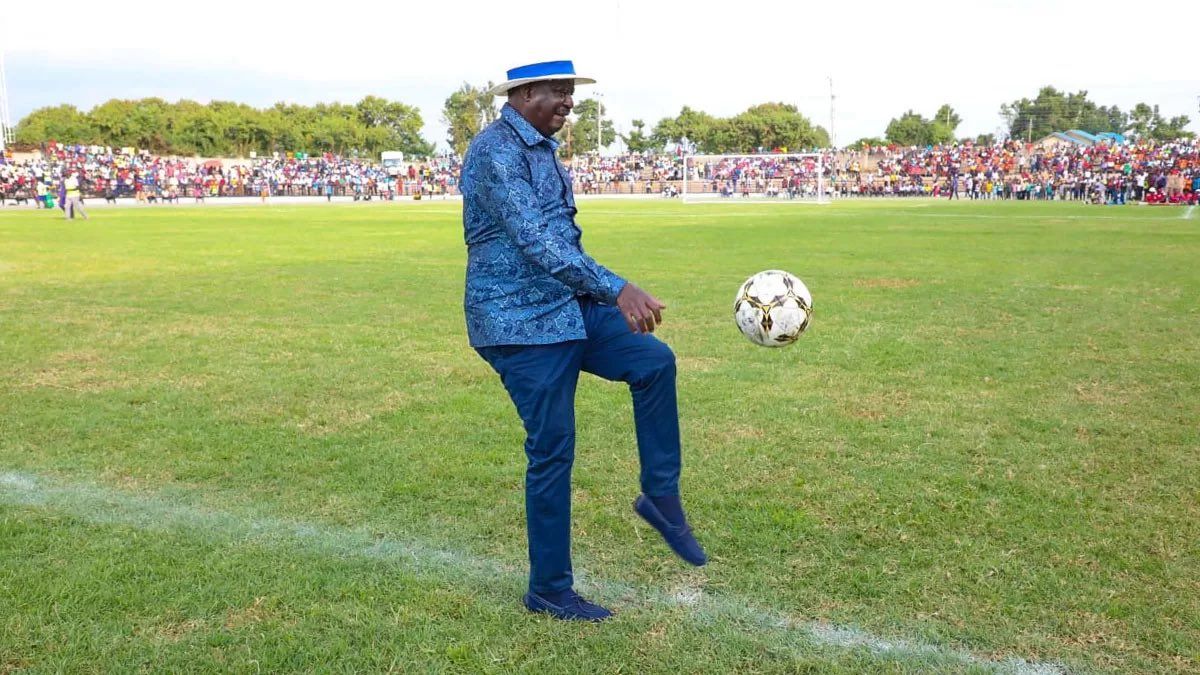 Raila Odinga with football fans